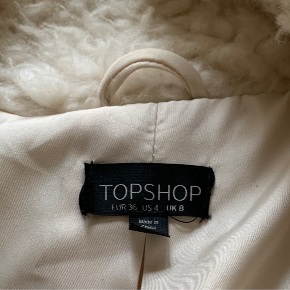 TOPSHOP off white faux WOOL Coat - size US04 // UK08 - slightly used